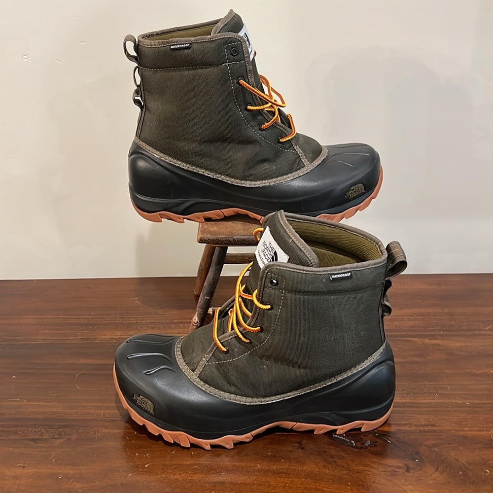 The North Face Boots TSUMORU Snow BOOTS, sz 9 - Picture 2 of 9